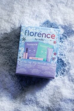 Just For You: A Few Of My Favorite Things -Justcuts Online Shop 230627 Florence Q466236 2700x4070 15d1b2ed df54 4924 9f7f 4fe4aa43fa07