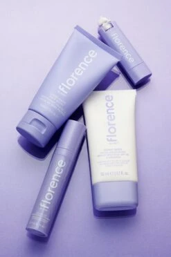 Happy Days Skincare Set Vol. 2 -Justcuts Online Shop FBM HappyDays US 2700x4070 05c38af0 2bbe 4c95 8262 5f0ea4aa6d54