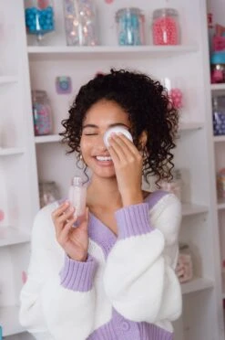 See Ya Later! Bi-Phase Eye Makeup Remover -Justcuts Online Shop Florence Q2140 2700x4070 3983b36b d205 4893 a9f1 ceb0e7b86b67