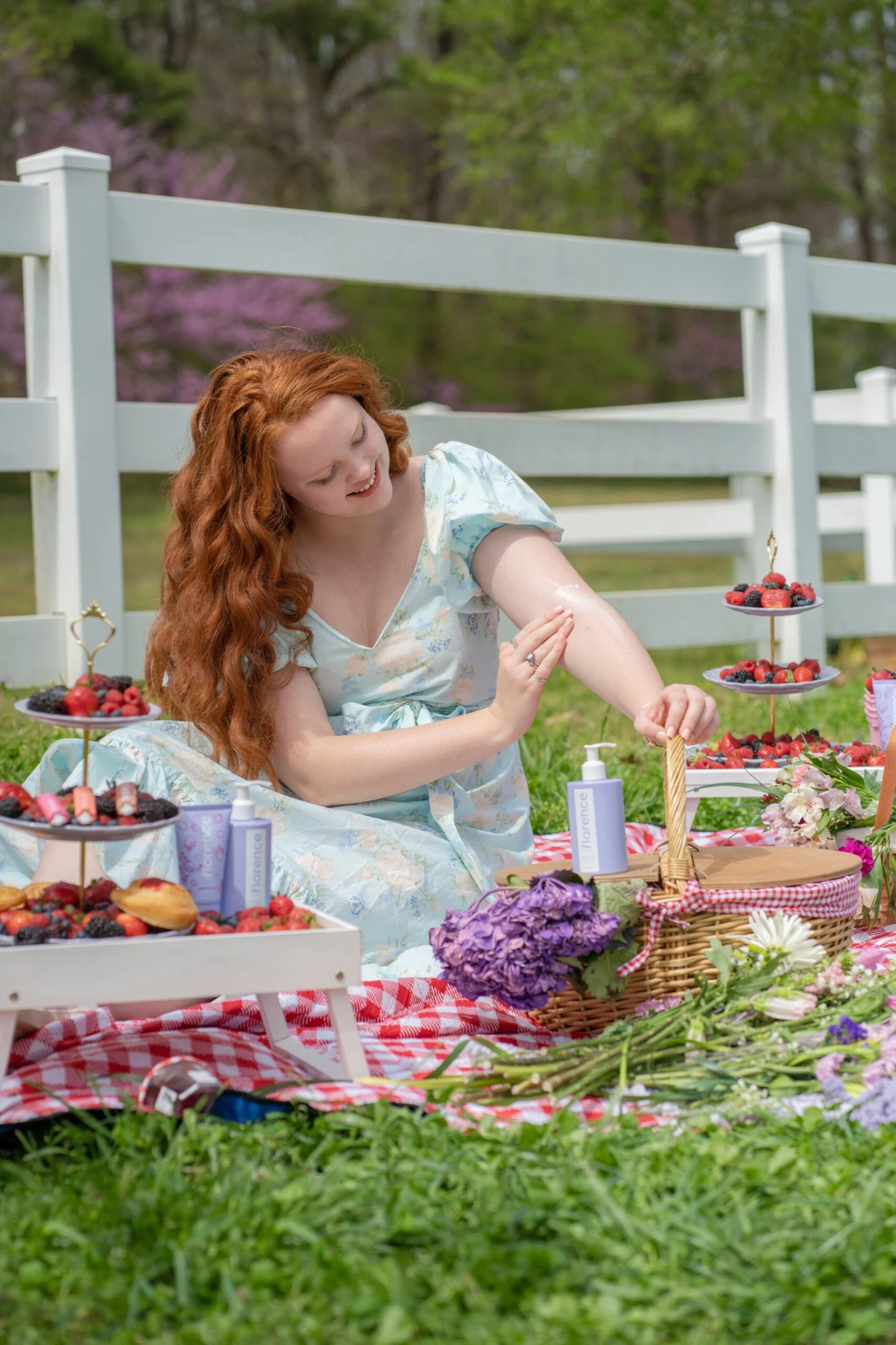 Mirror Magic Illuminating Body Moisturizer 6 Mirror Magic Illuminating Body Moisturizer - Image 5