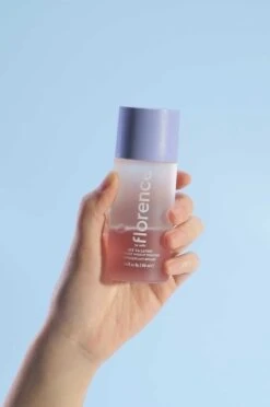 See Ya Later! Bi-Phase Eye Makeup Remover -Justcuts Online Shop Still Grab 2700x4070 50e38cc9 8e4c 4440 b4ae 34a8f6cfc8d1