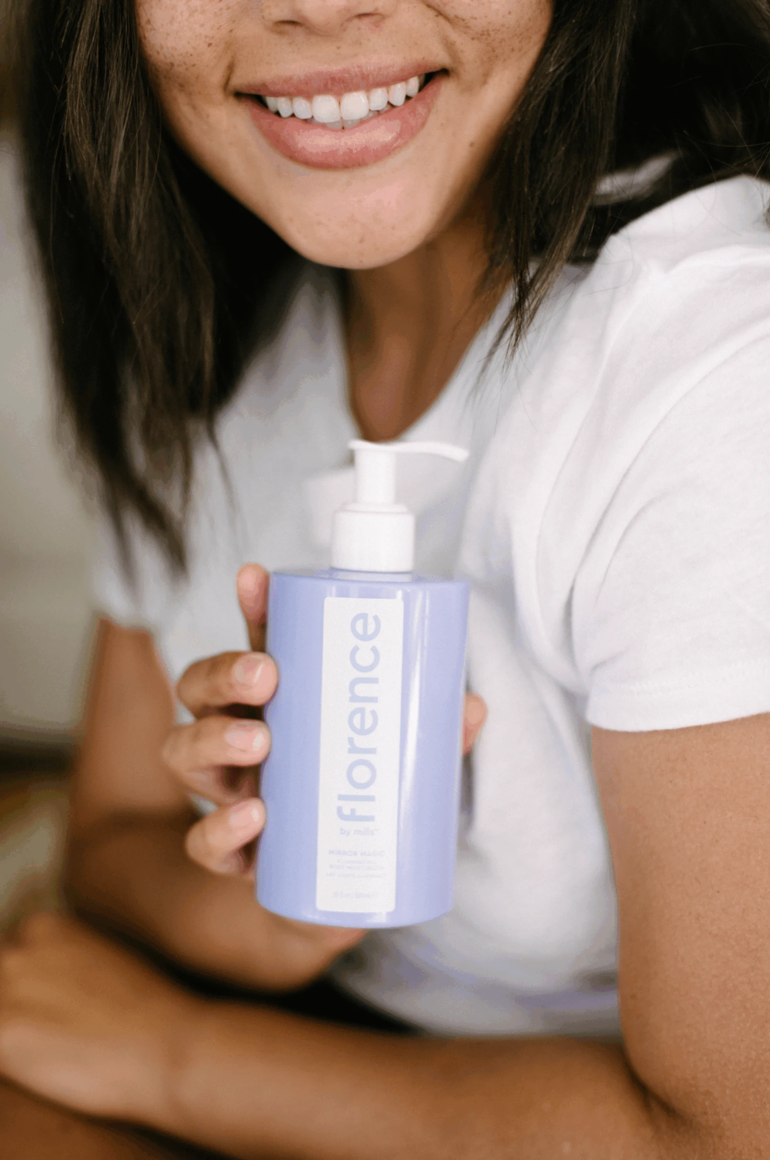 Mirror Magic Illuminating Body Moisturizer 3 Mirror Magic Illuminating Body Moisturizer - Image 2