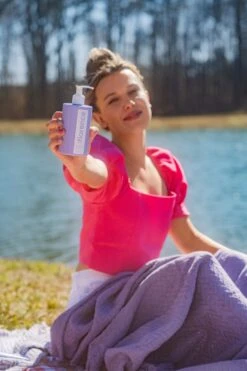 Mirror Magic Illuminating Body Moisturizer 8 Mirror Magic Illuminating Body Moisturizer -Justcuts Online Shop millslotionportrait